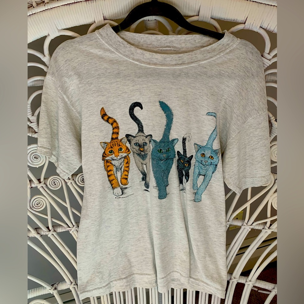 Vintage cat T-shirt